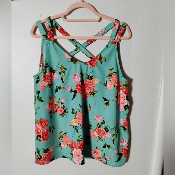 Peach Love California Floral Cross-Back Tank Top Size M - Picture 1 of 4